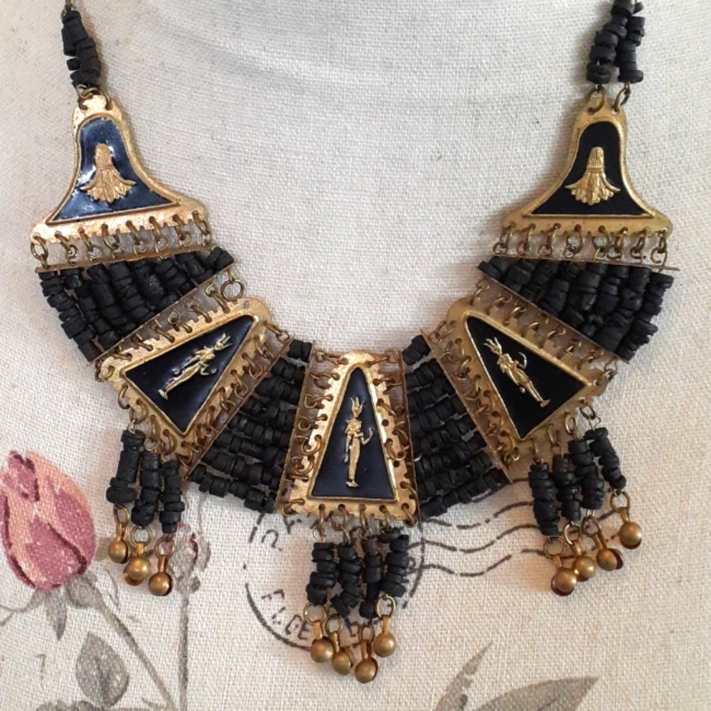 x Vintage gold & black beaded Egyptian statement necklace